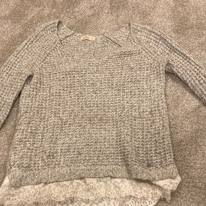 Hollister sweater